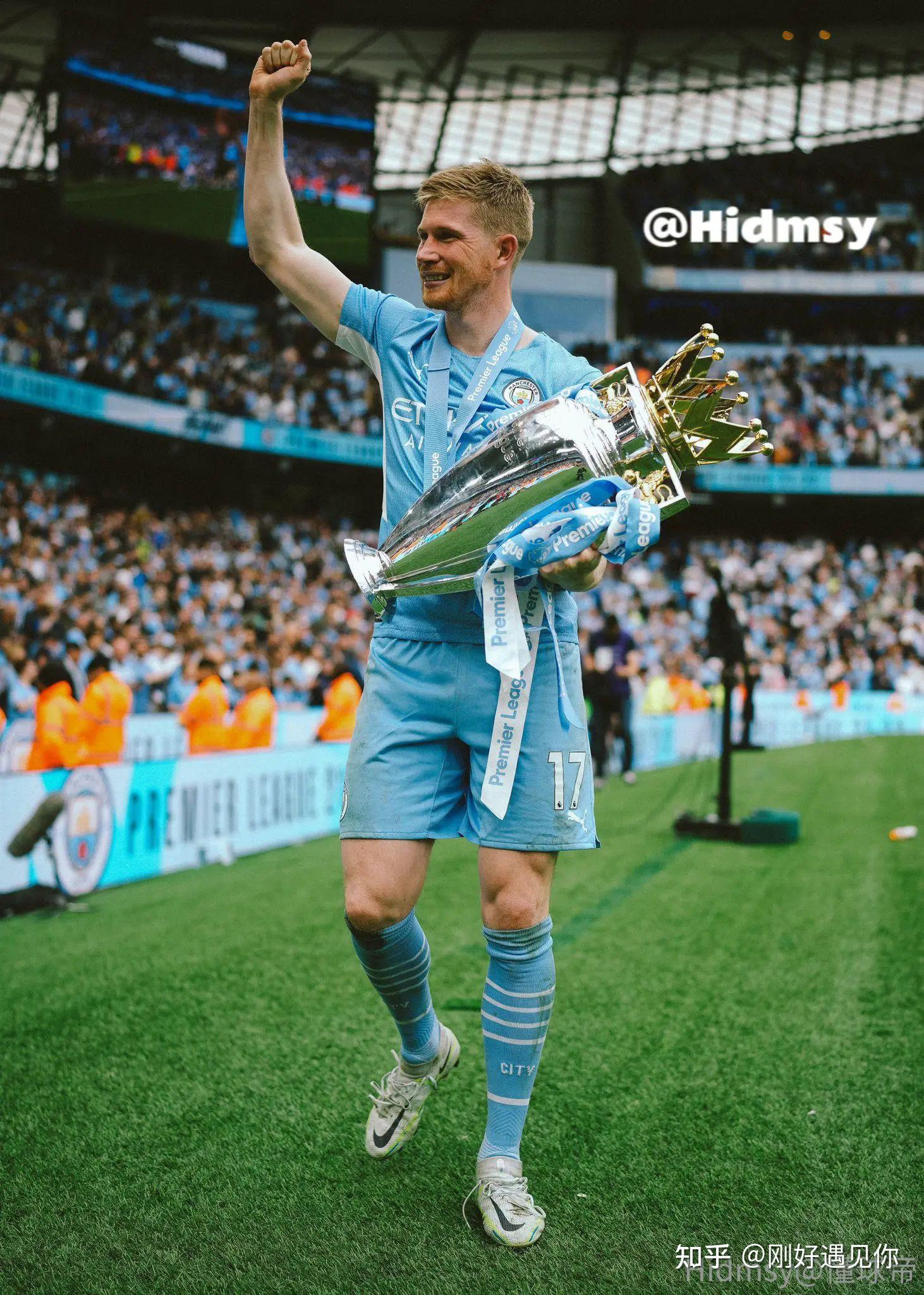 记者：曼联有意阿贾克斯17岁中场乔西-莫基奥（记者称曼联有意引进阿贾克斯17岁中场乔西-莫基奥）