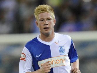 霍伊伦本赛季意甲10场4球，与上赛季联赛进球数持平（霍伊伦本季意甲10场轰4球，已追平上赛季联赛进球数）