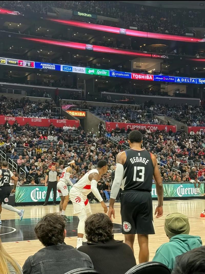 Sacha：巴黎没和布阿迪接触也没达成协议，里尔要价1亿（Sacha：巴黎未与布阿迪接触、暂无协议，里尔开价1亿欧元）