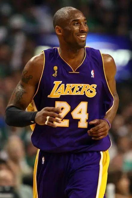 比赛集锦：比萨0-1帕尔马（帕尔马1-0力克比萨：全场集锦）