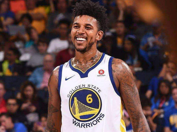 灰熊10人轮换全部有得分进账！埃迪半场7分7篮板3助攻（灰熊10人轮换全员得分，埃迪半场7分7篮板3助攻）