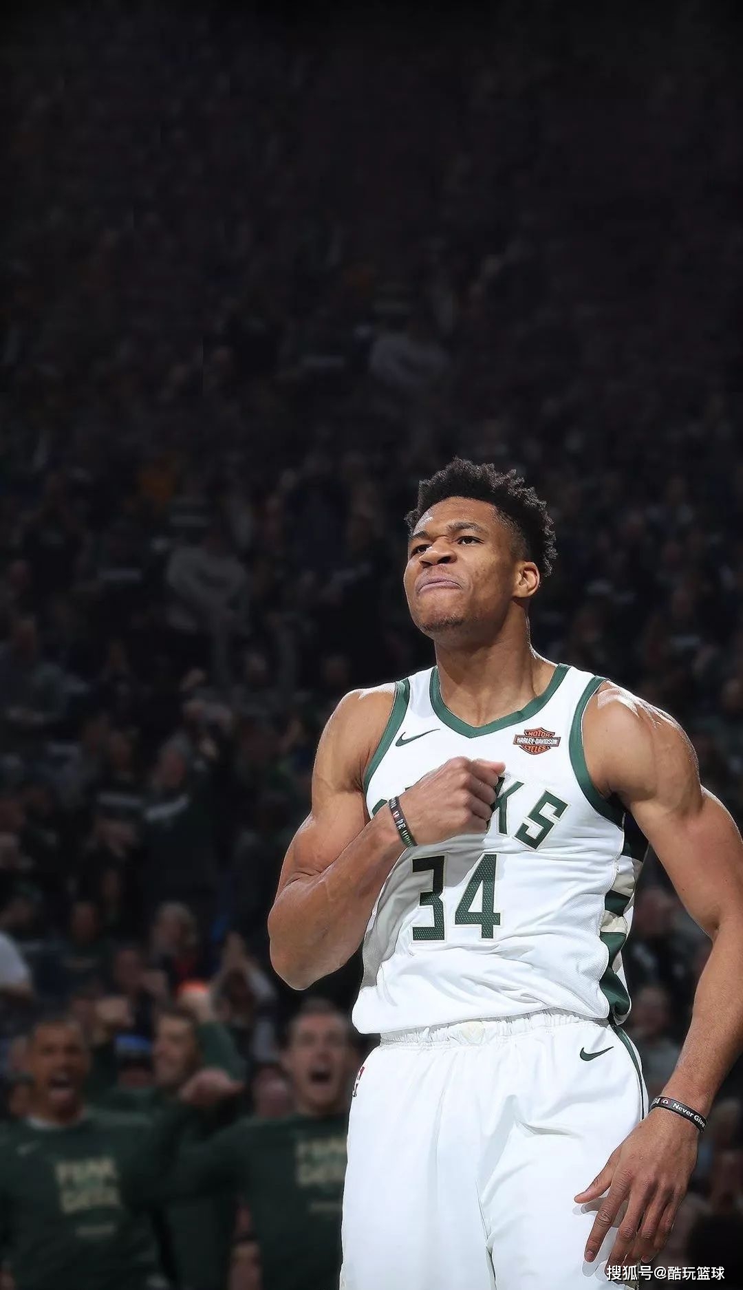 米体：巴洛特利的酒驾指控已撤销，但他还是会从事志愿工作（米兰体育报：巴洛特利酒驾案撤销，仍将继续参与志愿服务）