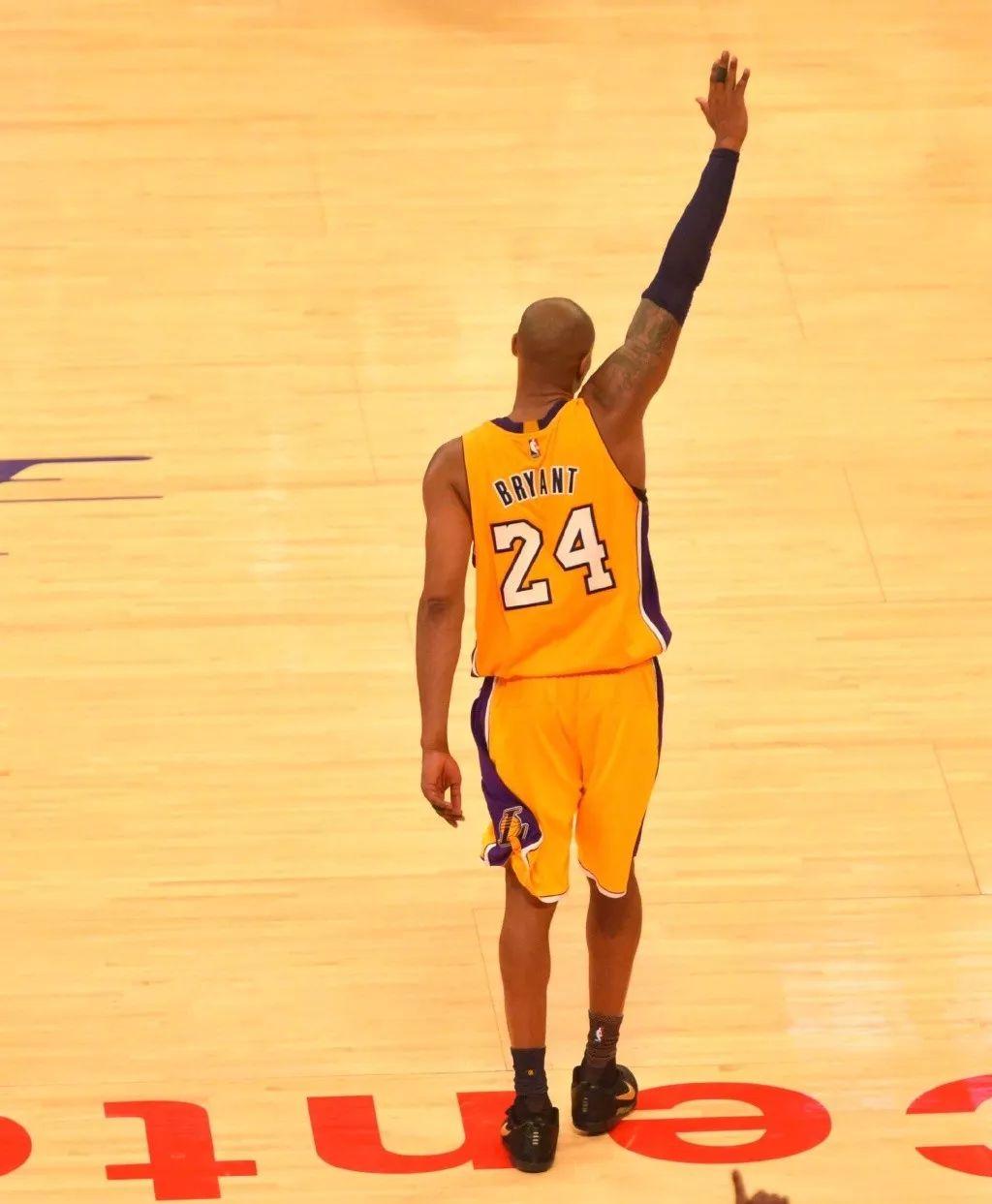 沙拉维：现在谈意甲冠军为时过早，还没有哪支球队能统治联赛（沙拉维：意甲争冠言之尚早，暂无球队具备统治力）