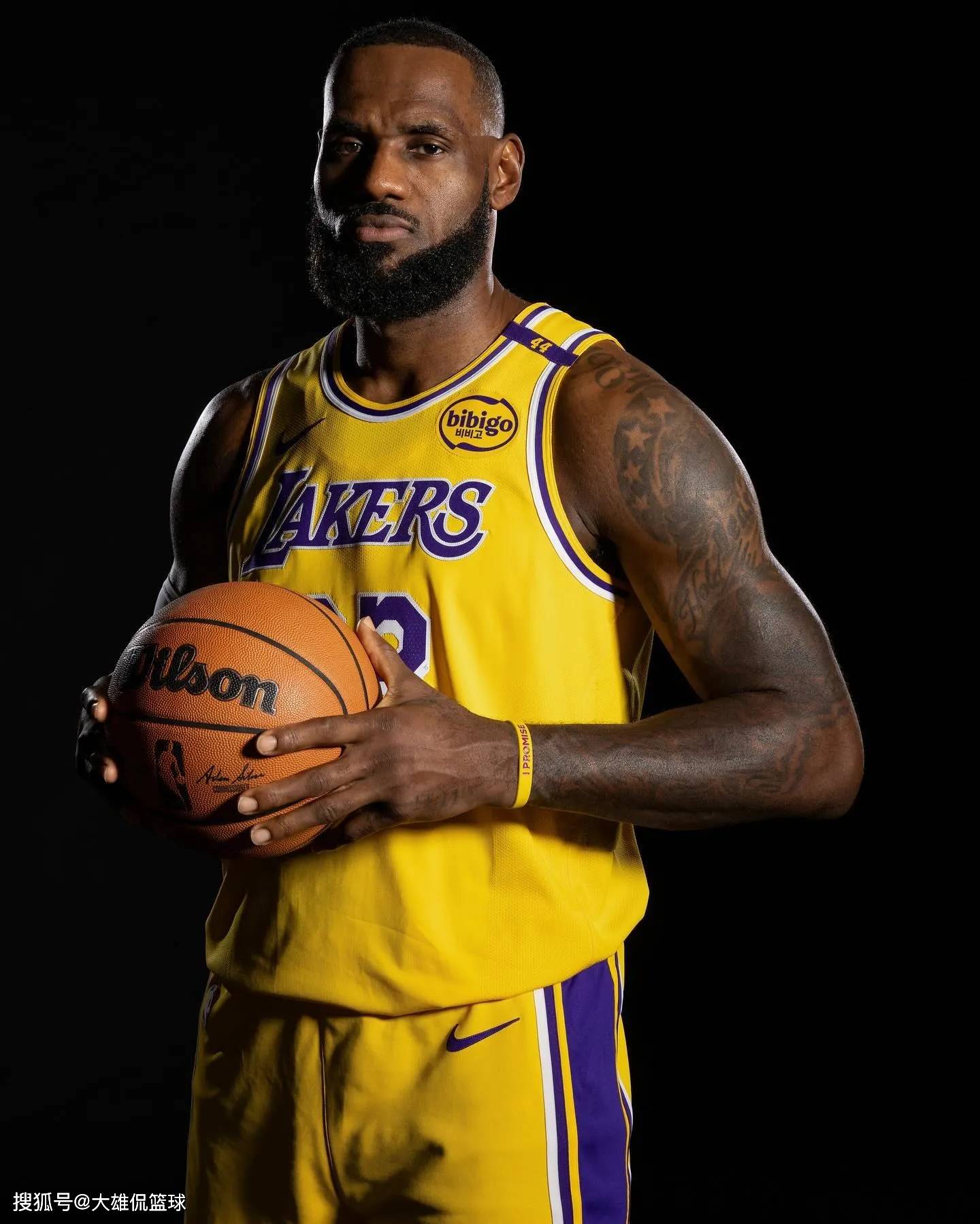 欧冠连续赛季进球纪录：本泽马、梅西连续18赛季进球第1（欧冠连续赛季进球纪录：梅西、本泽马连续18季有进球并列第一）