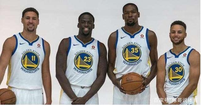 杜月徵西协甲复出，中国留洋球员时隔48天再登场，坚守终获机会（杜月徵重返西协甲赛场，中国留洋球员相隔48天再度亮相，坚持终迎机会）