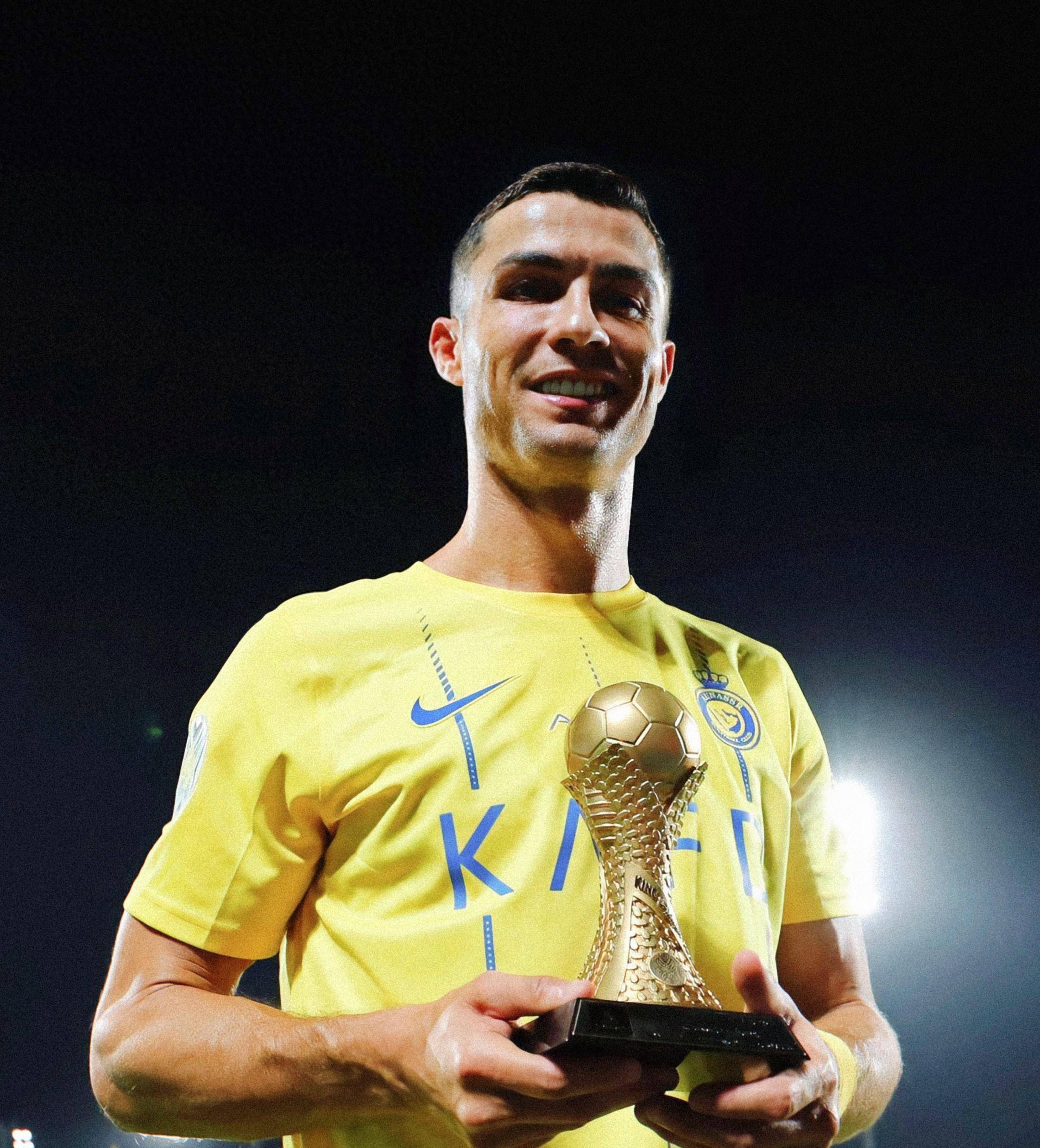 佩杜拉：尤文冬窗想补强中场、右后卫、中卫，已瞄准多名球员（佩杜拉称尤文冬窗将补强中场、右后卫和中卫，已锁定多名引援目标）