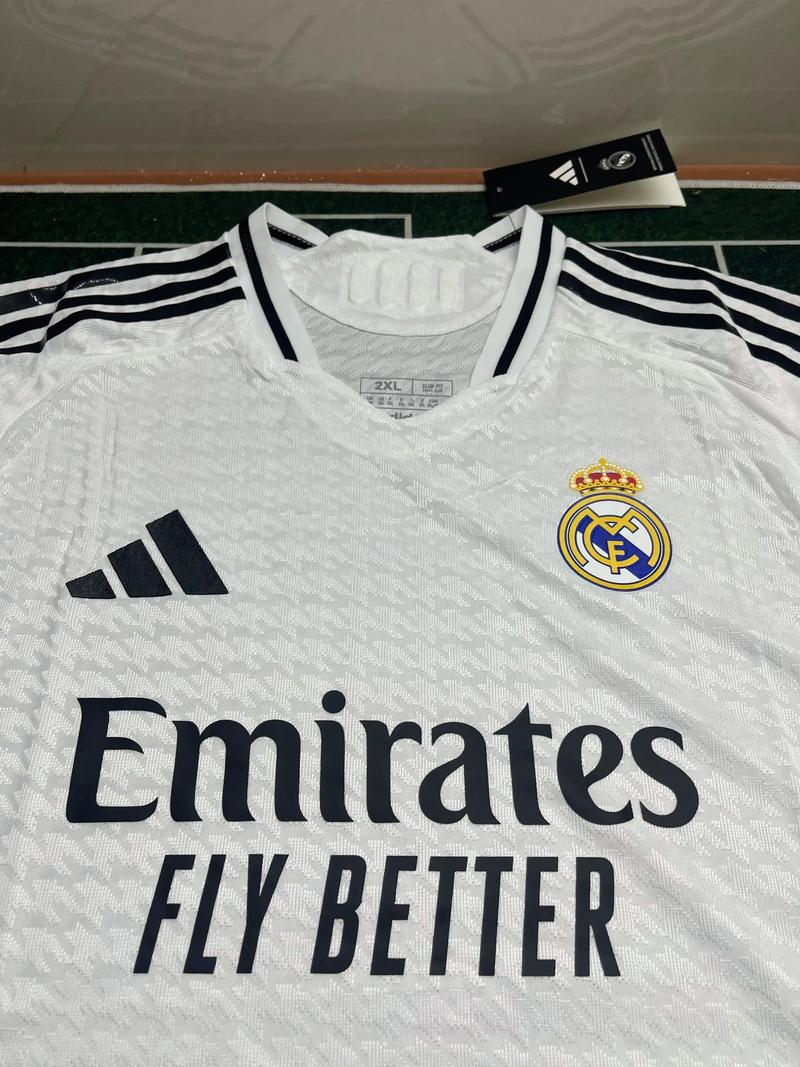 霍伊伦：无论发生什么，我都要留在曼联为我的位置而战（霍伊伦表态：无论如何都留在曼联，誓为位置而战）