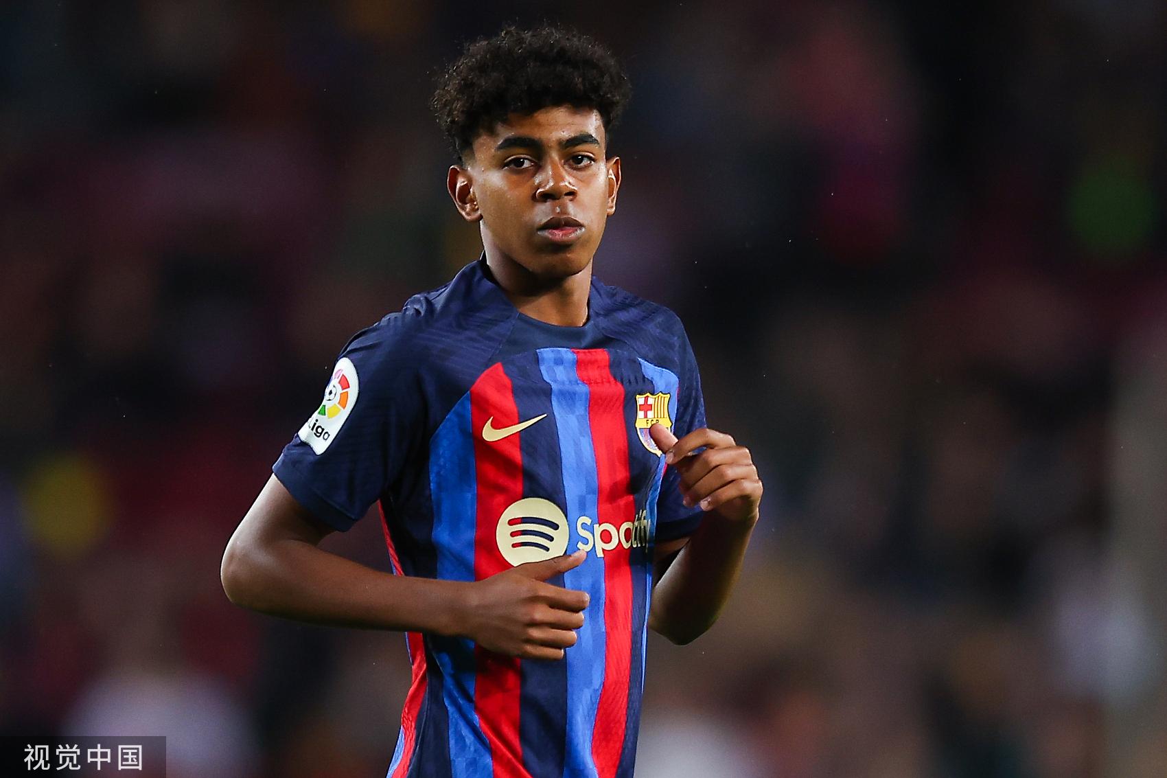 法国足坛最年轻职业球员：尤文马竞关注昂热15岁前锋迪亚洛（15岁迪亚洛刷新法国职业足坛最年轻纪录，尤文马竞盯上昂热新星）